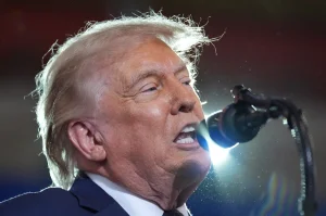 Trump says negotiations with Iran are “moving forward constructively” but without rush