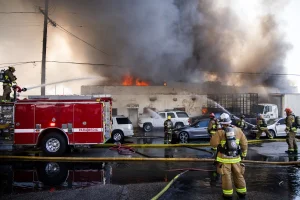 Massive fire forces home confinement in Los Angeles County city