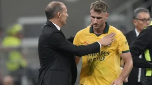 Santiago Giménez is left without a coach at Milan