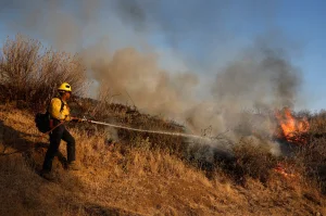 Four wildfires in Southern California close to being contained