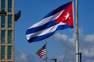 Meeting between US military chief and senior officers of the Cuban army raises tension on the island