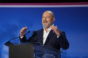 Steve Hilton: 'we will not hinder the application of federal immigration laws'