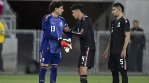 Memo Ochoa heads the 12 Qatar 2022 World Cup players who repeat on the Mexico list