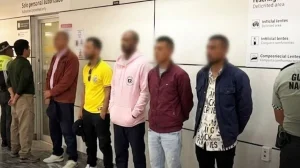 10 Colombians who had been recruited by a cartel are detained at the Guadalajara Airport