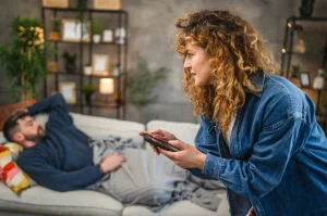 Find out if your zodiac sign is one of those who would spy on your partner's cell phone