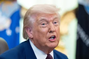 Trump denounces without evidence an alleged “fraud” in the California primary elections