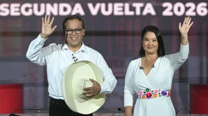 Who are Roberto Sánchez and Keiko Fujimori and what can decide the race to preside over unstable Peru