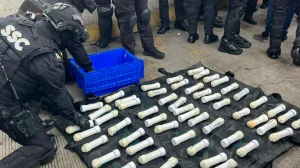 They find 59 explosives inside a bus that was heading to a teacher protest in Mexico City