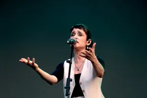 Julieta Venegas faces criticism for her song “La Niña Futbolista” ahead of the 2026 World Cup