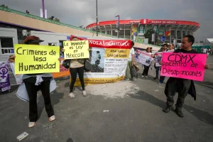 “Mexico, champion in disappearances”; Slogans of search groups mar the opening of the World Cup