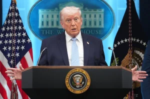 Trump officially announces that the United States and Iran reach an agreement to end the war