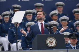 “Iran will never have a nuclear weapon,” says JD Vance after the announcement of the peace agreement with the US.