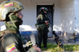 An American is arrested in Colombia for alleged abuse of a minor; Petro denies rape