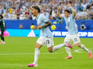 Maxi Araujo avoided another World Cup miracle for Saudi Arabia: 1-1 with Uruguay