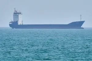 Iran announces closure of the Strait of Hormuz after accusing violations of the ceasefire in Lebanon