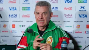 “Vasco” Aguirre with retirement just around the corner, revealed his wife