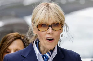 E. Jean Carroll's lawyer affirms that Trump seeks to stop payment of $5 million after judicial setback