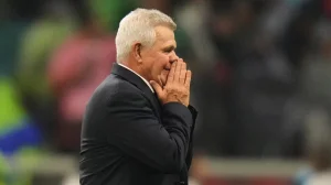 Javier Aguirre and his reaction to Mexico's solid classification to the second round of the World Cup