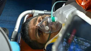 A security guard who was under the rubble for 8 days after the earthquakes in Venezuela is rescued alive