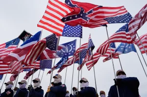 White supremacist group marches in Washington D.C. within the framework of the 4th of July; calls for “getting rid of mi