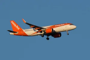 British airline EasyJet accepts purchase agreement from US private equity firm Castlelake