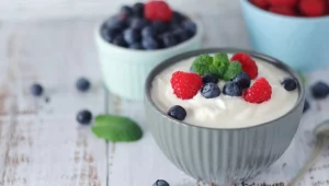 Yogurt, prebiotics and probiotics are associated with a lower risk of colorectal cancer