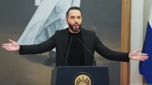 Despite criticism, Nayib Bukele defends indefinite re-election in El Salvador