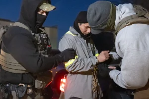 ICE sets record detentions of immigrants with criminal records in the Texas border area