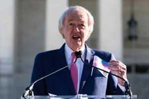 “Trump must be removed for undermining our free and fair elections,” asks Democratic senator