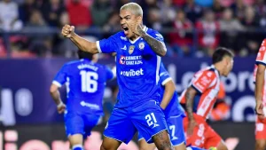 From scare to glory: Cruz Azul avoids the 'cruzazuleada' in the premiere of its title