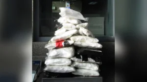 CBP detains an American who tried to cross the border with 42 kilos of methamphetamine