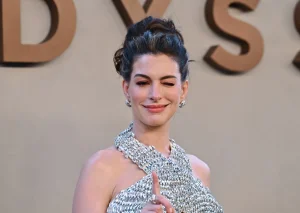 Anne Hathaway Announces “Big Breakthrough” on “The Princess Diaries 3”