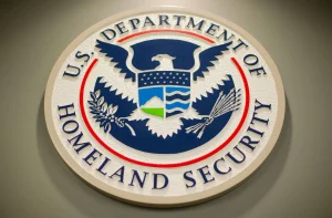 USCIS reinstates 30-day rule for work permits for asylum seekers