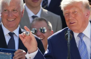 Trump receives a Dodgers ring and jokes: “Do I have to report this?”